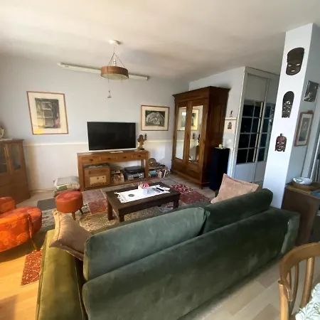 Appartement Have A Warm In The Center Of Alsancak *