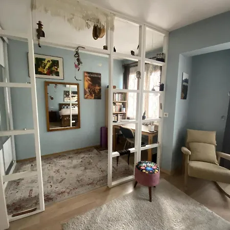 Have A Warm In The Center Of Alsancak Appartement *