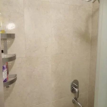 Have A Warm In The Center Of Alsancak דירה *