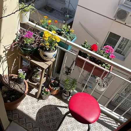 Have A Warm In The Center Of Alsancak דירה איזמיר