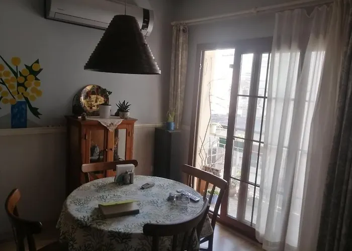 Appartement Have A Warm In The Center Of Alsancak *