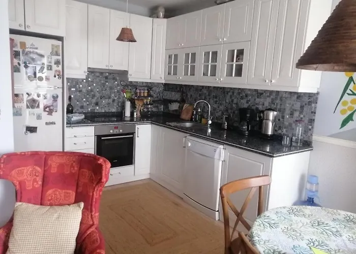 Have A Warm In The Center Of Alsancak דירה איזמיר